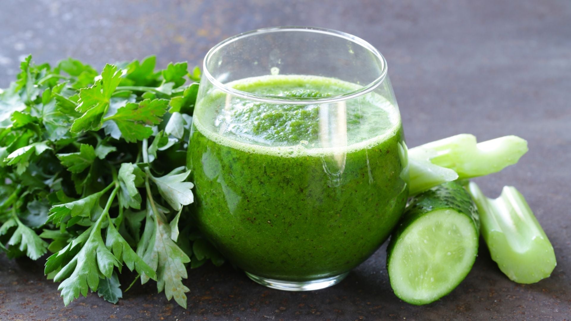 Ultimate Green Juice Recipe made with Yonder grass-fed collagen
