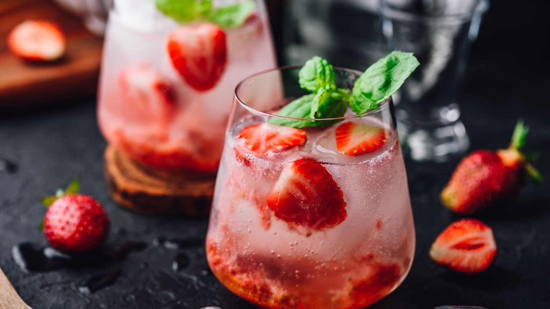 Easy non-alcoholic elderflower cocktail recipe