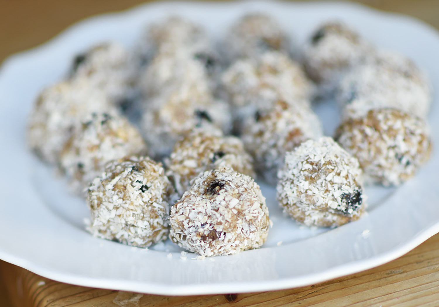 Blueberry Coconut Collagen Protein Balls Recipe