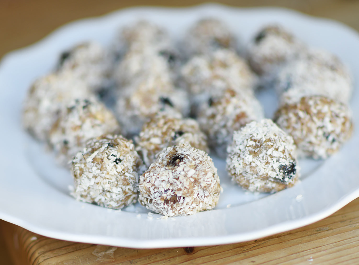 Blueberry Coconut Collagen Protein Balls Recipe