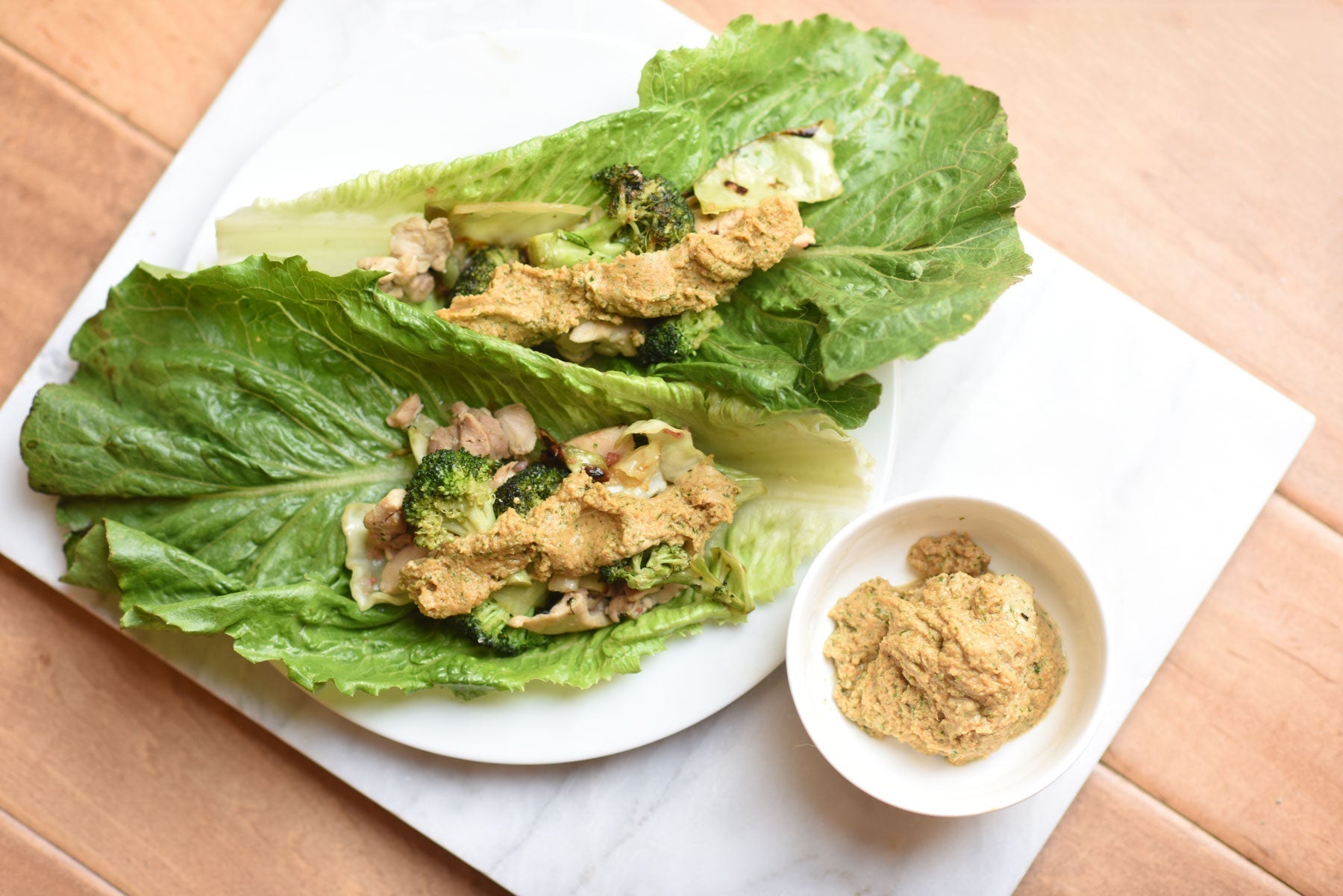 Thai Chicken Wraps with Nut Sauce recipe